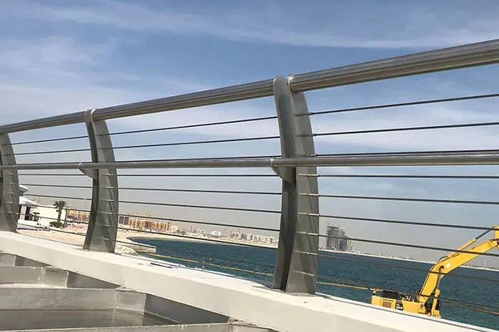 Stainless-Steel-Deck-Railing